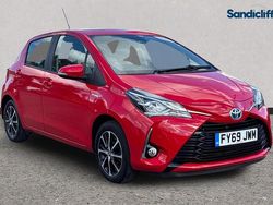 Red Used 2019 Toyota Yaris Hybrid Hatchback | £12,130 (Good price)