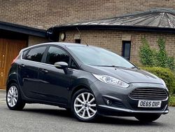 Grey Used 2015 Ford Fiesta Titanium Hatchback | £3,690 (Fair price)