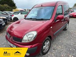 Red Used 2005 Renault Kangoo Expression MPV | £1,895