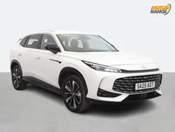 White Used 2025 MG HS SE SUV | £22,295 (Expensive)