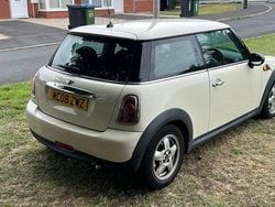 White Used 2008 Mini ONE Hatch Hatchback | £2,000 (Good price)