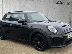 Midnight black ii Used 2022 Mini Cooper S Level 2 Hatchback | £15,433 (Fair price)