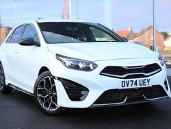 White Used 2025 Kia Ceed GT GT-Line Hatchback | £19,647 (Good price)