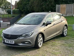 Grey Used 2016 Vauxhall Astra SRi Hatchback | £3,990 (Fair price)
