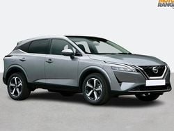 White Used 2022 Nissan Qashqai Acenta Premium SUV | £15,395 (Good price)