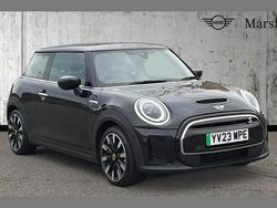 Midnight black ii Used 2023 Mini Cooper S Level 3 Hatchback | £20,145 (A bit pricey)