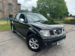 Black Used 2010 Nissan Navara Tekna Pickup | £4,995 (Good price)