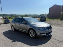 Grey Used 2013 Skoda Octavia Elegance Estate | £7,495 (Expensive)