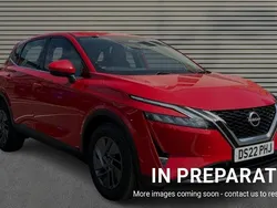 Red Used 2022 Nissan Qashqai Acenta Premium SUV | £17,987 (Good price)