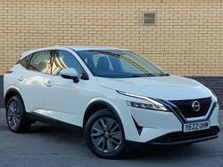 White Used 2022 Nissan Qashqai Visia SUV | £15,998 (Good price)