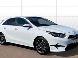 White Used 2023 Kia Ceed 3 Hatchback | £18,009 (Fair price)