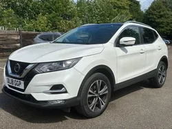 White Used 2018 Nissan Qashqai N-Connecta SUV | £10,980 (Good price)