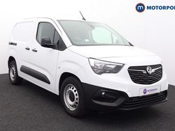 White Used 2024 Vauxhall Combo MPV | £10,899 (Super price)