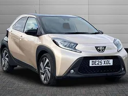 Pure white with black Used 2025 Toyota Aygo Hatchback | £15,395 (Fair price)