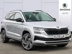 Brilliant silver metallic Used 2022 Skoda Karoq SportLine SUV | £25,590 (Fair price)