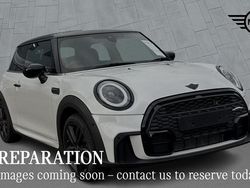 White Used 2023 Mini Cooper Hatch Hatchback | £20,998 (Good price)