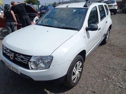 White Used 2014 Dacia Duster Acces SUV | £2,995 (Fair price)