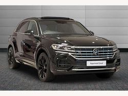 Black Used 2023 VW Touareg R-line SUV | £43,995 (Fair price)