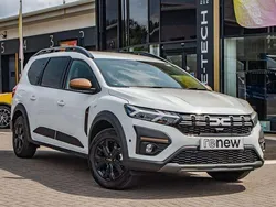 White Used 2025 Dacia Jogger Extreme MPV | £23,995 (A bit pricey)