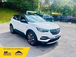 White Used 2018 Vauxhall Grandland X Elite SUV | £9,800 (Fair price)