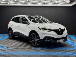 White Used 2018 Renault Kadjar Signature SUV | £8,990 (Good price)