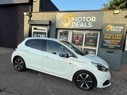 White Used 2019 Peugeot 208 S Hatchback | £7,150 (Fair price)