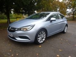 Silver Used 2017 Vauxhall Astra Design Edition Hatchback | £6,995 (Good price)