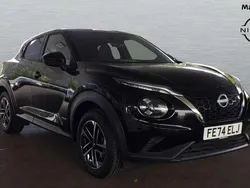 Special solid arctic white Used 2024 Nissan Juke N-Connecta SUV | £20,868 (Fair price)