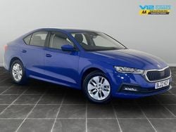 Blue Used 2022 Skoda Octavia SE Technology Hatchback | £13,795 (Good price)