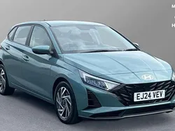 Green Used 2024 Hyundai i20 Advanced Hatchback | £16,188 (Fair price)