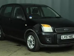 Black Used 2007 Ford Fusion Zetec Hatchback | £1,495 (Good price)