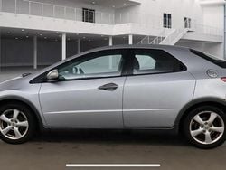 Silver Used 2009 Honda Civic SE Hatchback | £1,190 (Super price)