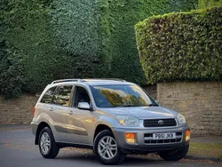 Silver Used 2001 Toyota RAV4 SUV | £2,999 (Super price)
