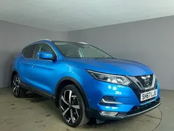 Blue Used 2017 Nissan Qashqai Tekna SUV | £10,999 (Fair price)