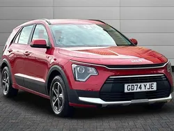 Runway red Used 2025 Kia Niro 2 SUV | £23,895 (Fair price)