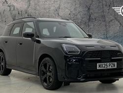 Black Used 2025 Mini Countryman SUV | £34,490 (Fair price)