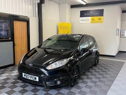 Black Used 2017 Ford Fiesta ST-Line Hatchback | £6,995 (Super price)