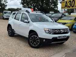 White Used 2017 Dacia Duster Prestige SUV | £13,998 (Expensive)