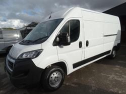 White Used 2022 Peugeot Boxer S Van | £11,999 (Good price)