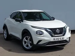 White Used 2022 Nissan Juke N-Connecta SUV | £16,498 (Fair price)