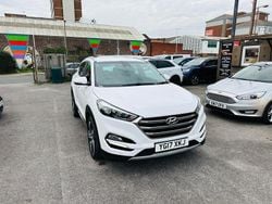 White Used 2017 Hyundai Tucson Premium SUV | £9,295 (Super price)