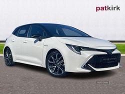 White/black Used 2021 Toyota Corolla Hatchback | £18,490 (Fair price)
