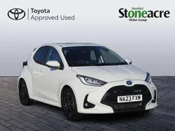 White Used 2023 Toyota Yaris Hybrid Design Hatchback | £17,000 (Good price)
