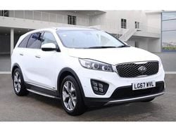 White Used 2017 Kia Sorento SUV | £22,499