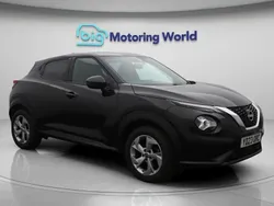 Black Used 2023 Nissan Juke N-Connecta SUV | £13,350 (Fair price)