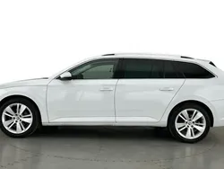 White Used 2022 Skoda Superb SE L Estate | £19,999 (Fair price)