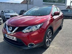Red Used 2014 Nissan Qashqai S SUV | £7,999 (Expensive)