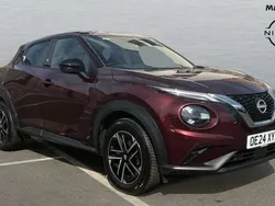 Red Used 2024 Nissan Juke N-Connecta SUV | £18,068 (Fair price)