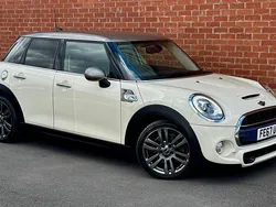 White Used 2017 Mini Cooper S Hatch Hatchback | £10,750 (Fair price)