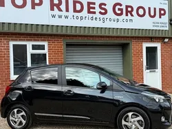 Black Used 2016 Toyota Yaris Hybrid Hatchback | £11,499 (A bit pricey)
